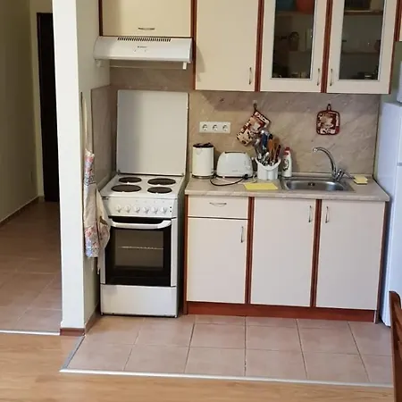 Private Studio In Fort Noks Holiday 公寓 阳光海滩